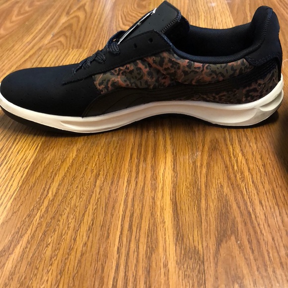 Leopard print pumas - Picture 2 of 6